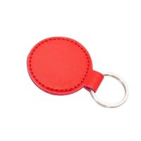 Přívěšek na klíče kožený 50mm červený s kroužkem na klíče s možností laserového gravírování