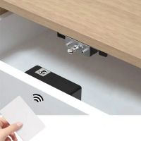 Chytrý nábytkový zámek Smart TTLock 118C pro zamykání šuplíků, skříněk a šatních skříněk, s ovládáním čipem a telefonem